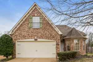 featured image of 4960 Bending Creek Cv