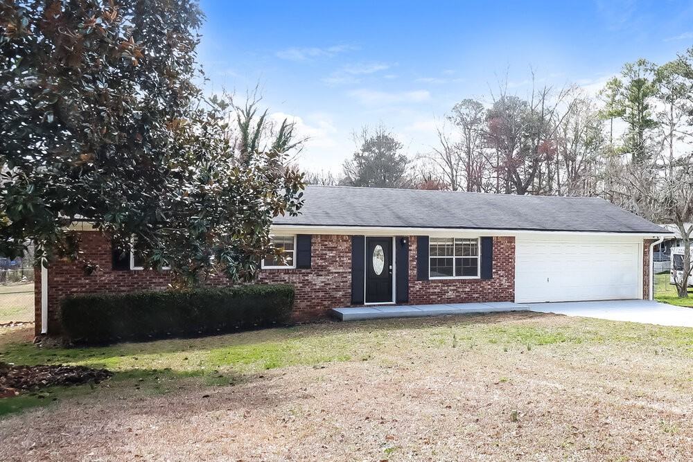 2851 Britt Dr - Photo 3 of 16