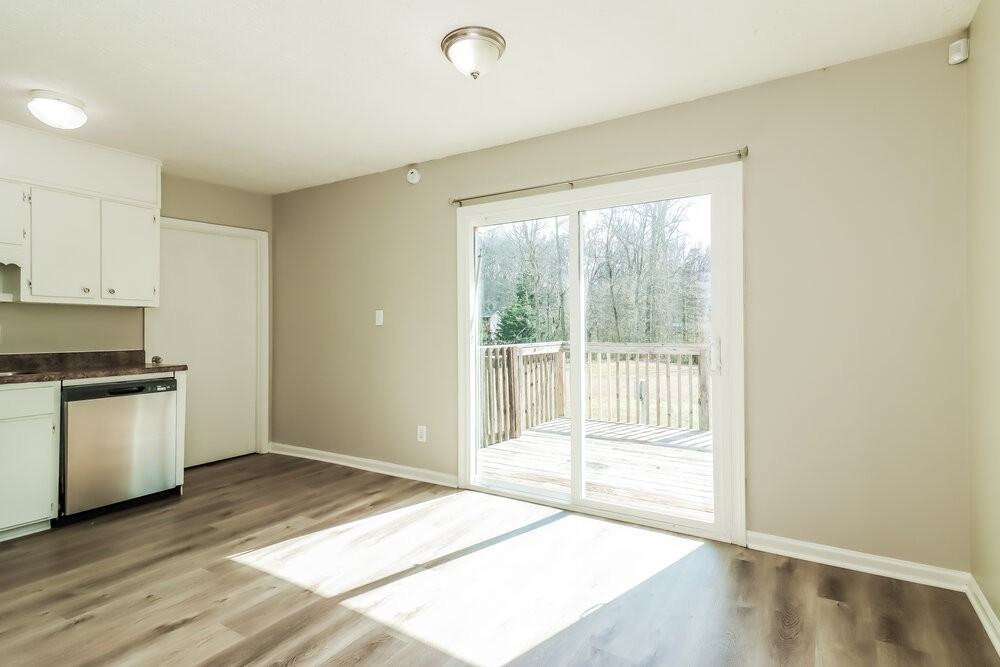 2851 Britt Dr - Photo 7 of 16