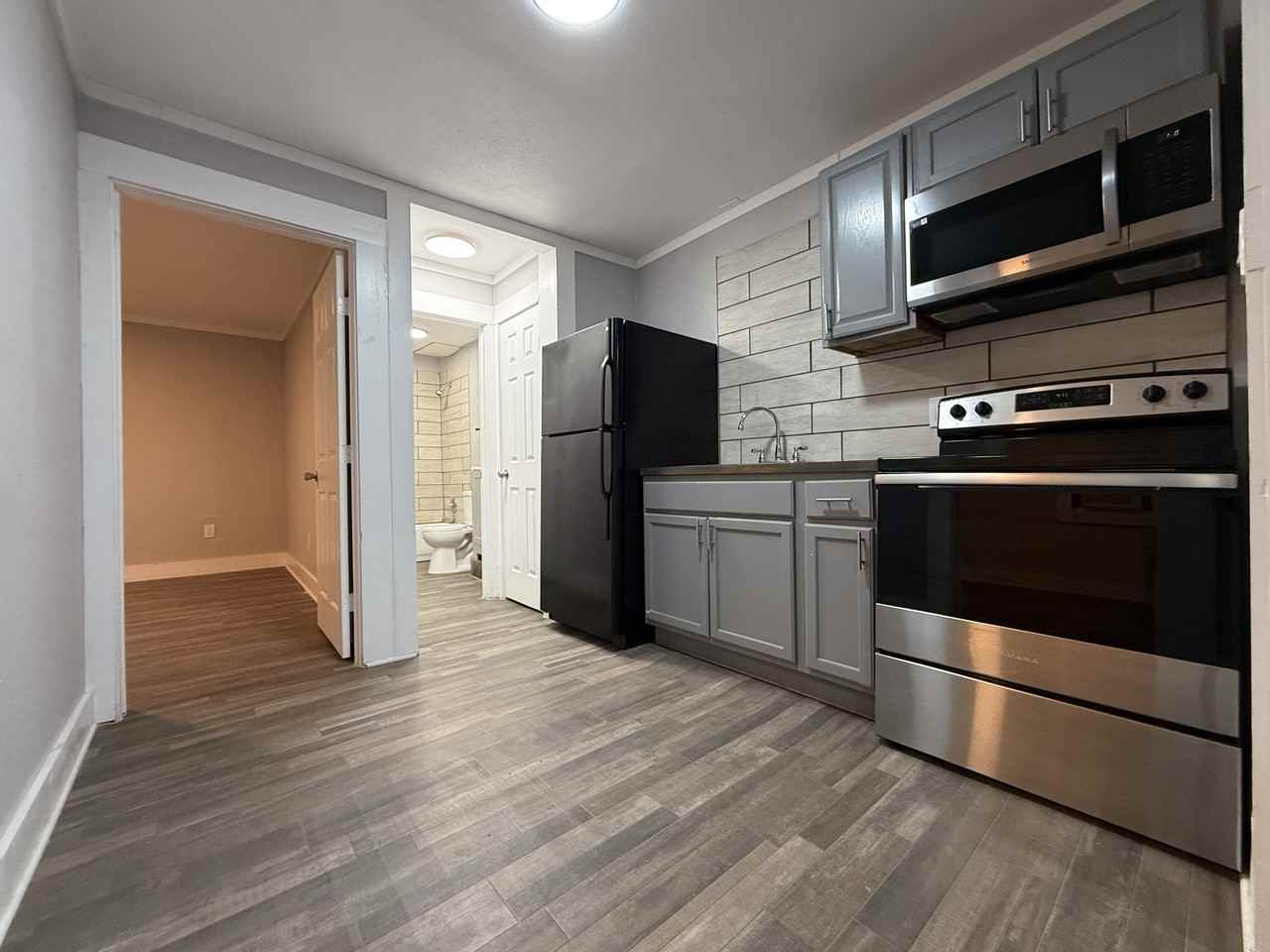 656 Riverside Dr #1 - Photo 2 of 9