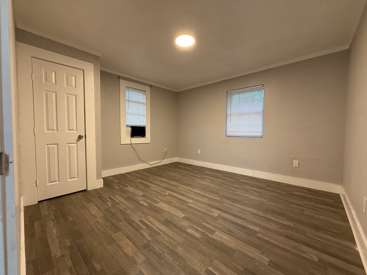 656 Riverside Dr #1 - Photo 7 of 9