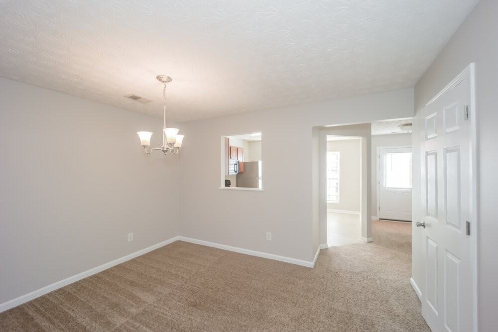 1902 Grove Way - Photo 7 of 20