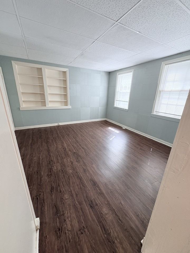 5937 Holmes St #4 - Photo 7 of 25