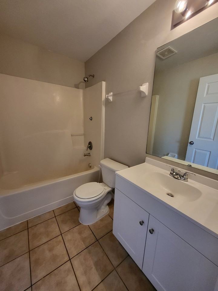 4606 28th St Sw #4606 - Photo 7 of 10