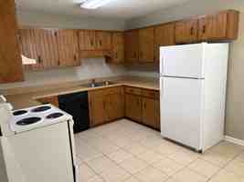 featured image of 422 Prince Ln #1