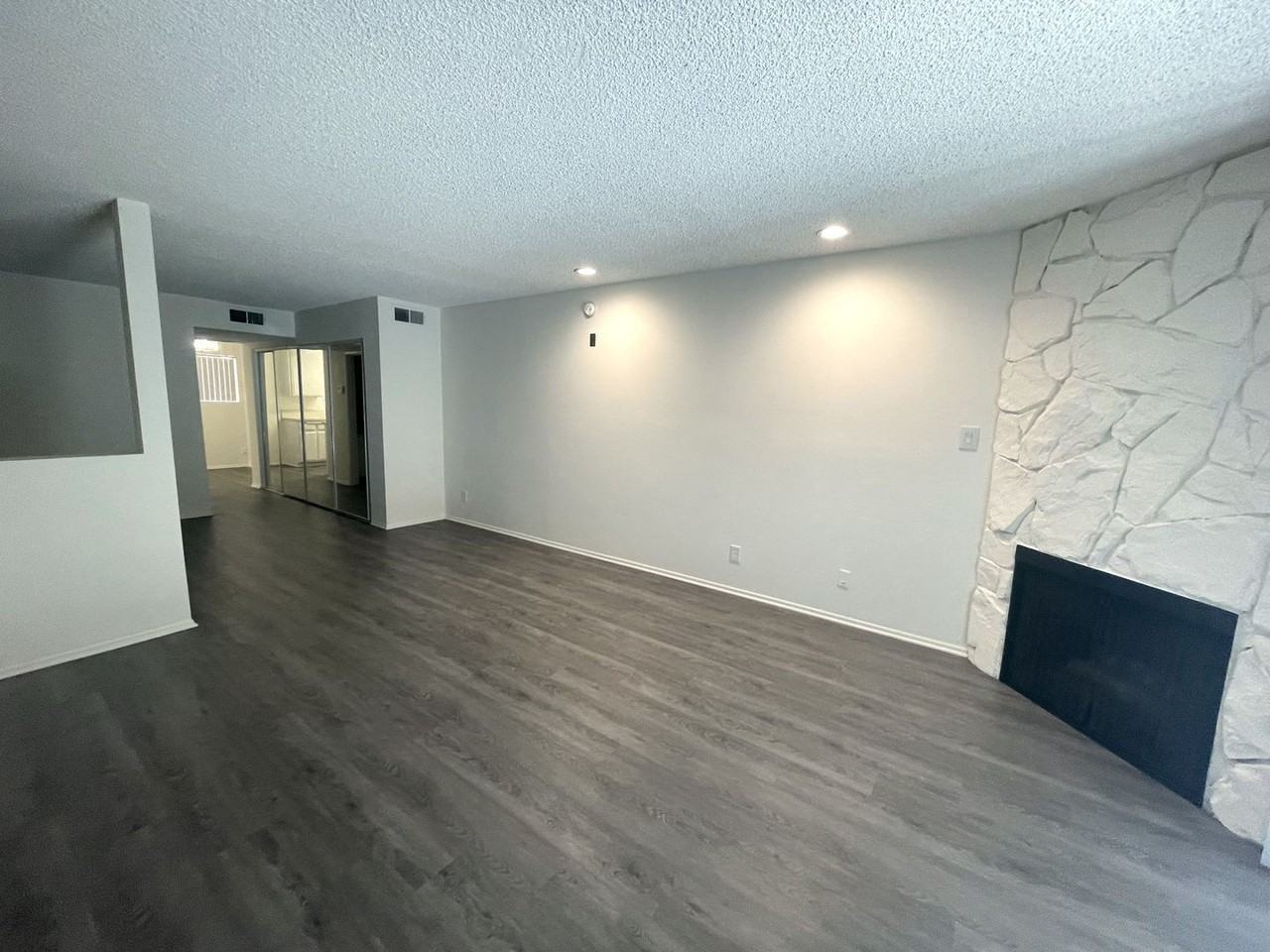 10926 Huston Street - Photo 2 of 25