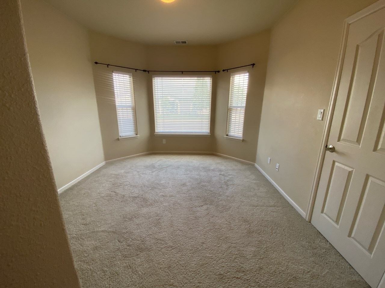 2519 Buchanan Dr #NA - Photo 7 of 14