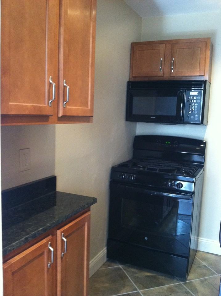 5545 Jackson St #2 - Photo 2 of 16