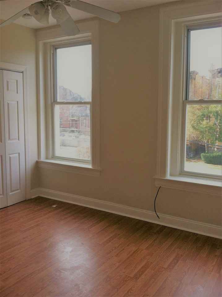 5545 Jackson St #2 - Photo 6 of 16