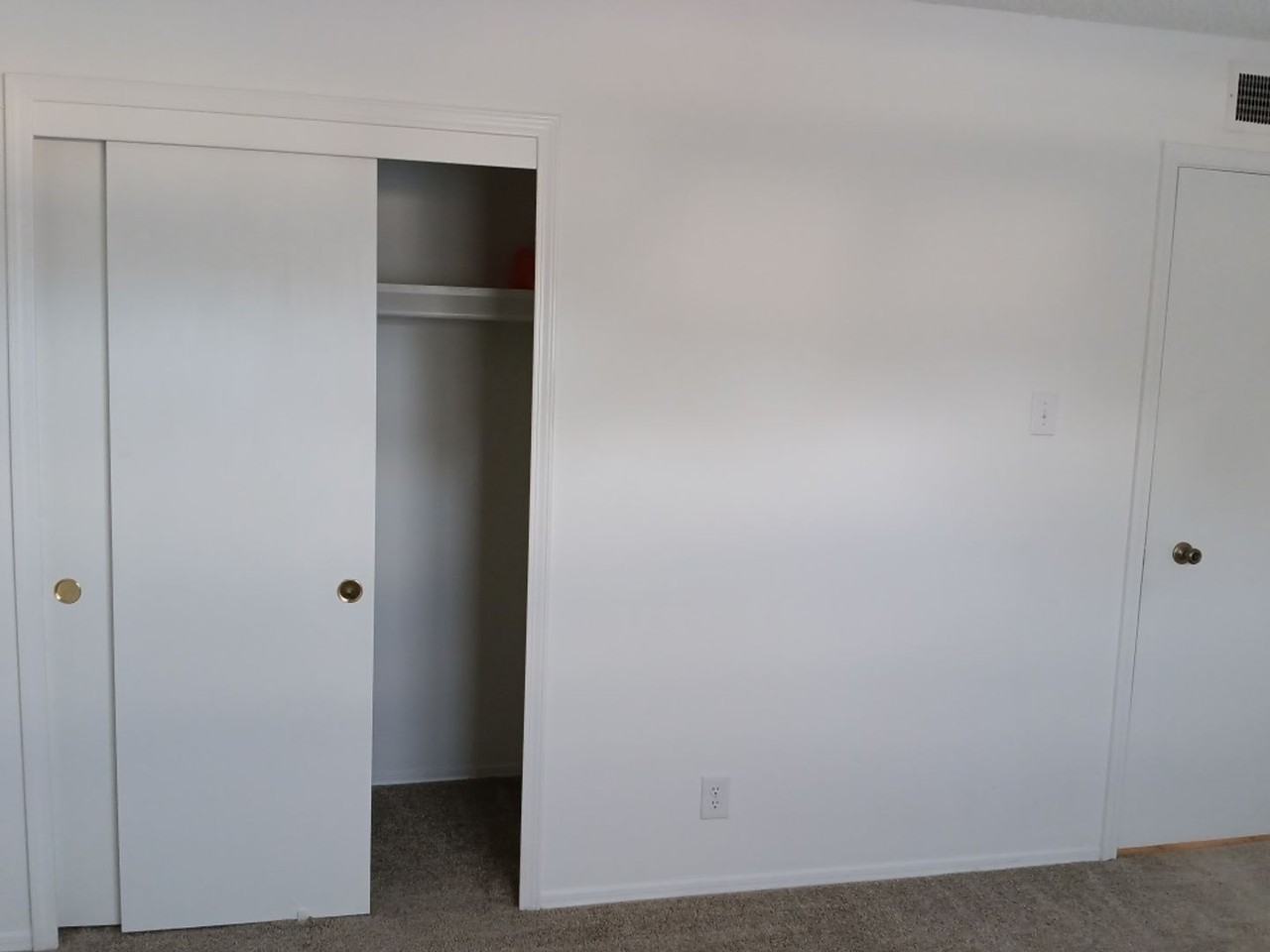 8506 Spain Rd Ne - Photo 6 of 38