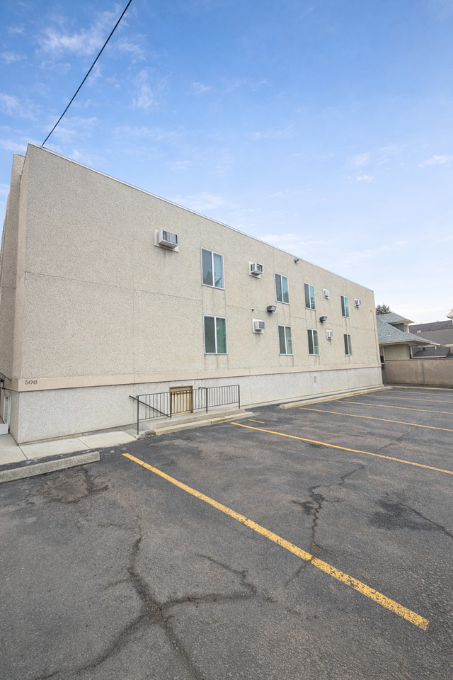 508-512 E Mission Ave Spokane WA 99202 - Photo 7 of 23