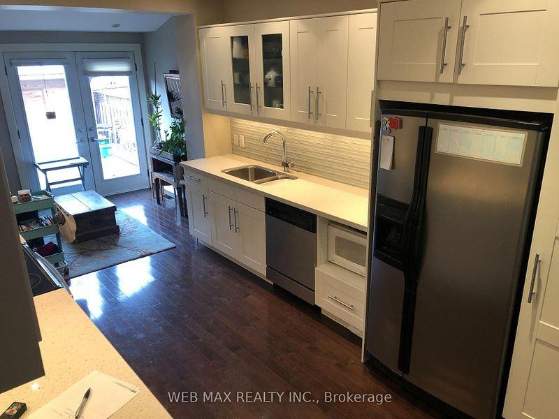 122 Booth Avenue - Photo 6 of 18