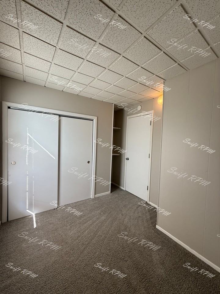 314 E Kansas St #1 - Photo 7 of 15