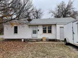 featured image of 1802 Nw Ozmun Ave #NA