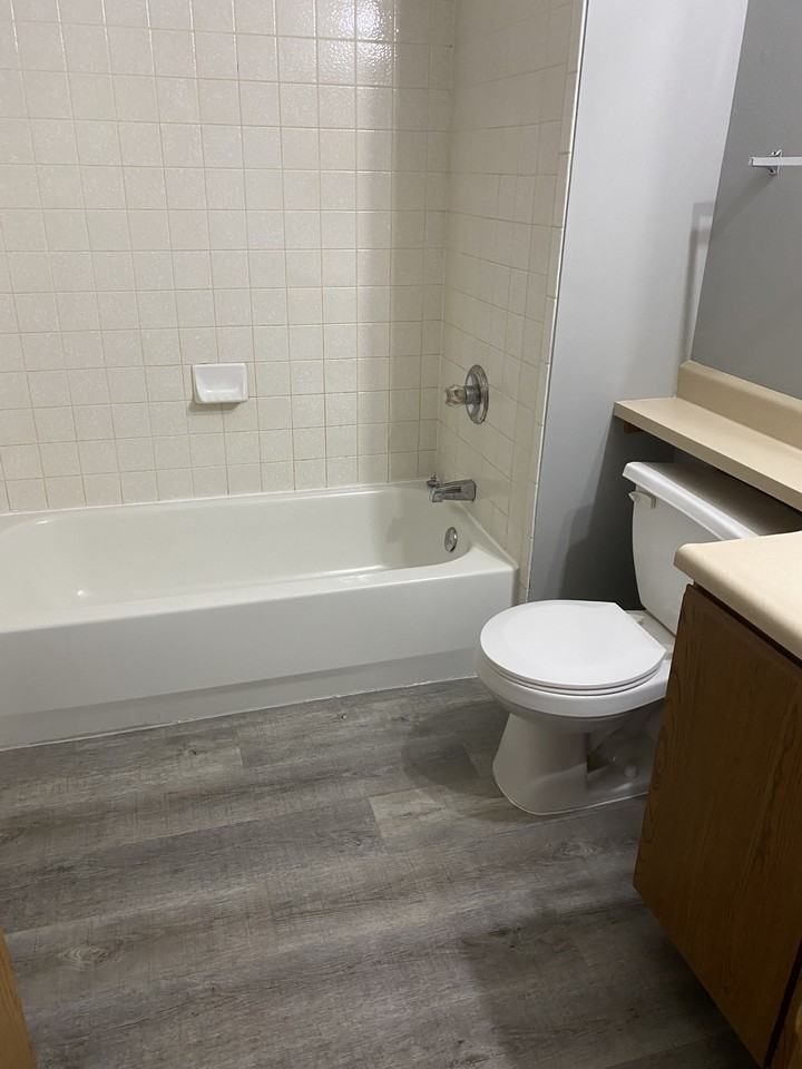 2106 Fincastle Way #A - Photo 6 of 15