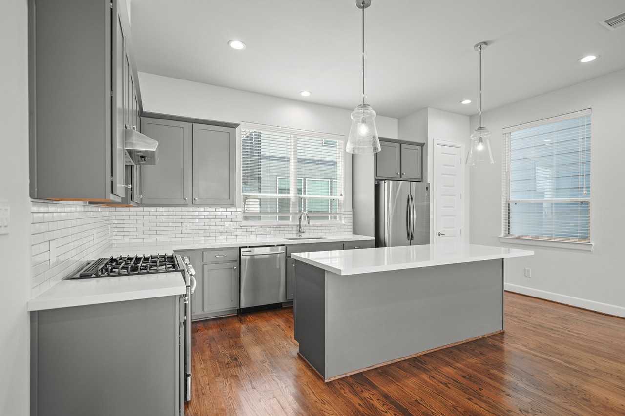 3006 Charline Ave #1 - Photo 2 of 27