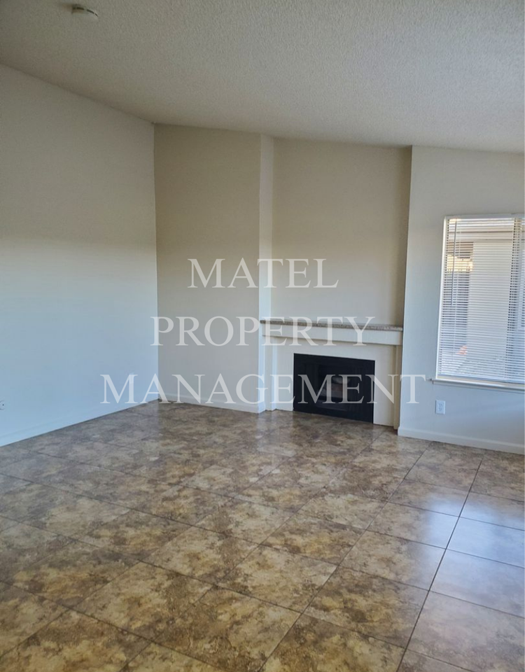 1313 Floyd Ave - Photo 3 of 22