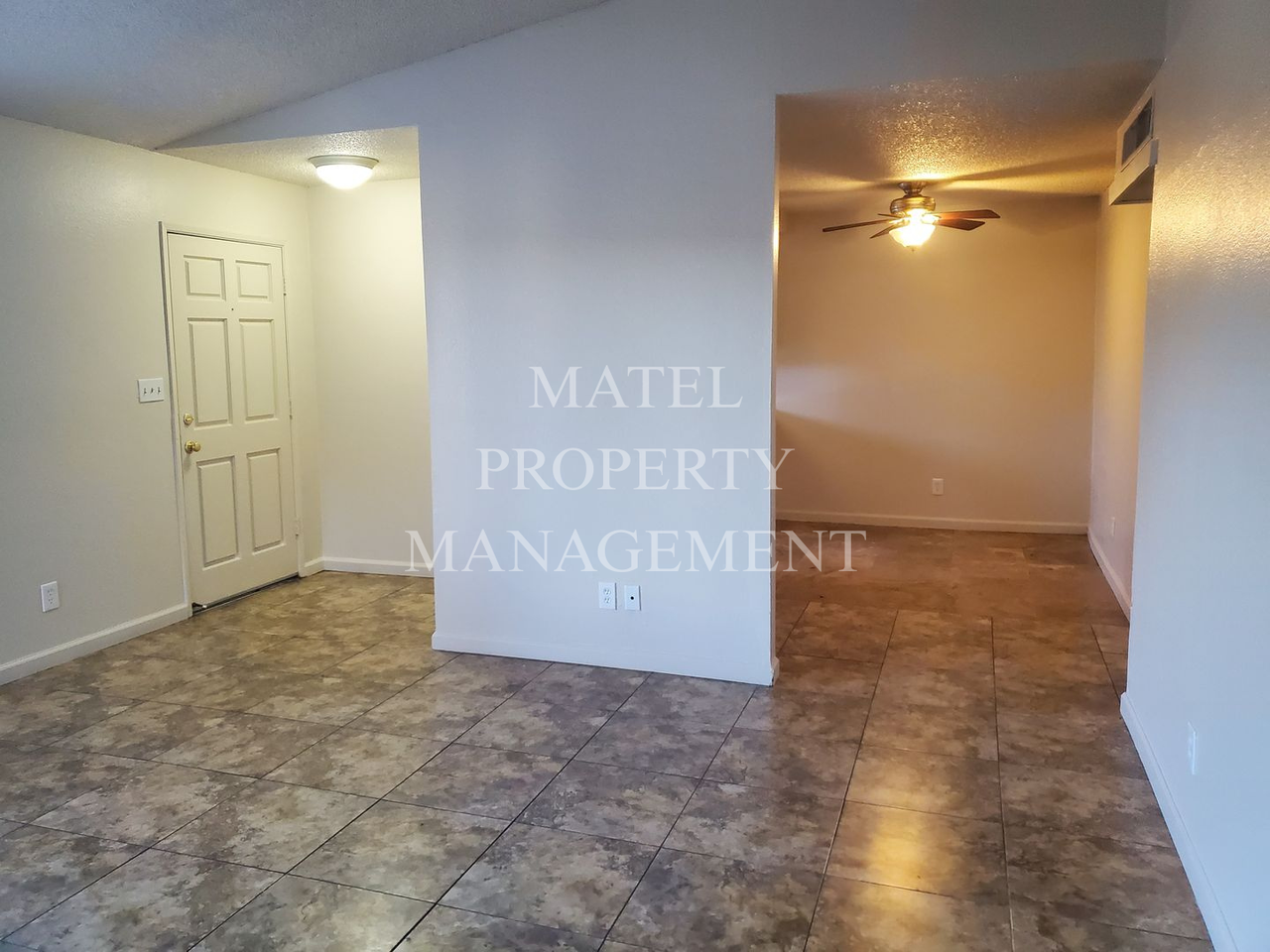 1313 Floyd Ave - Photo 4 of 22