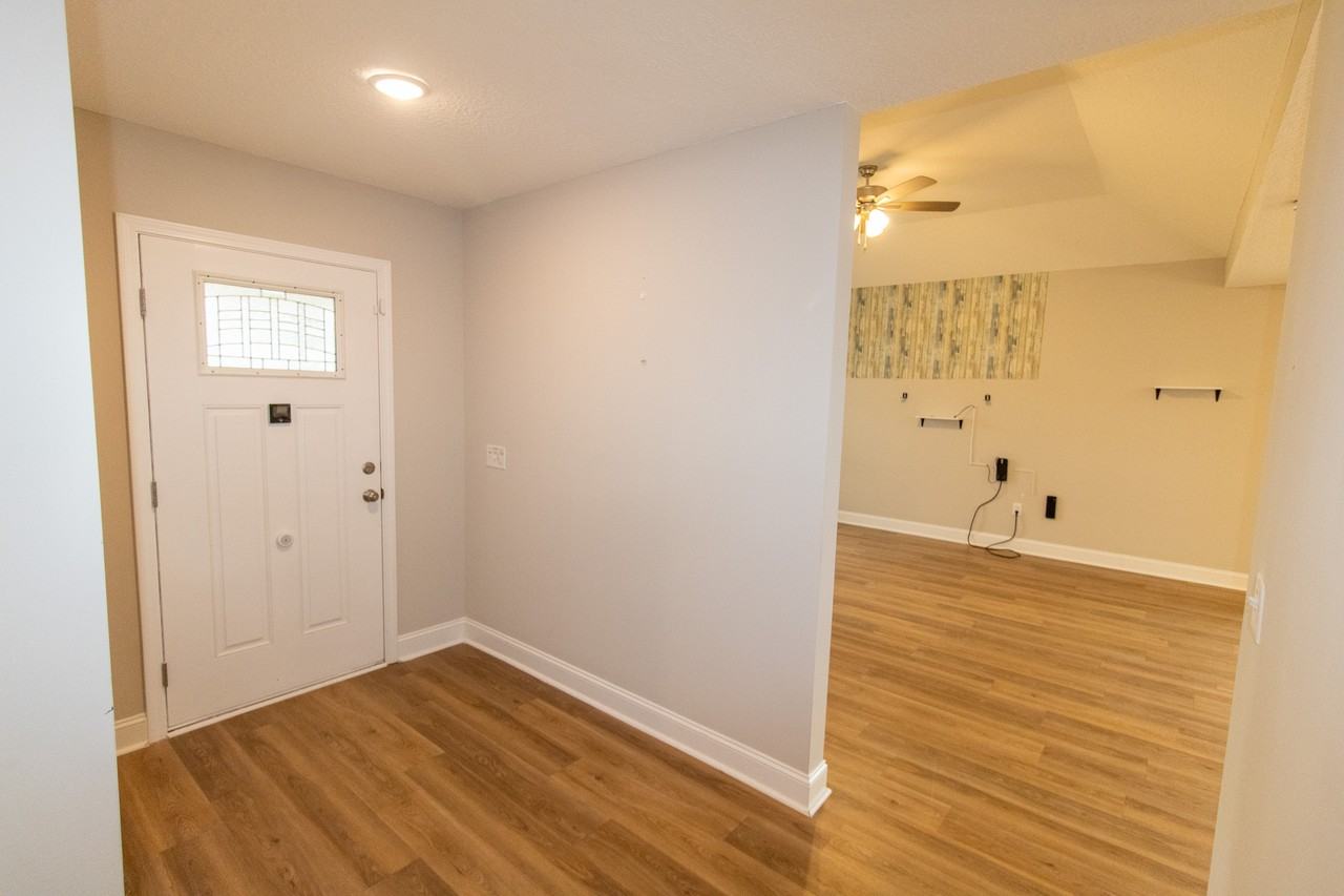 705 Fescue Dr #1 - Photo 2 of 21