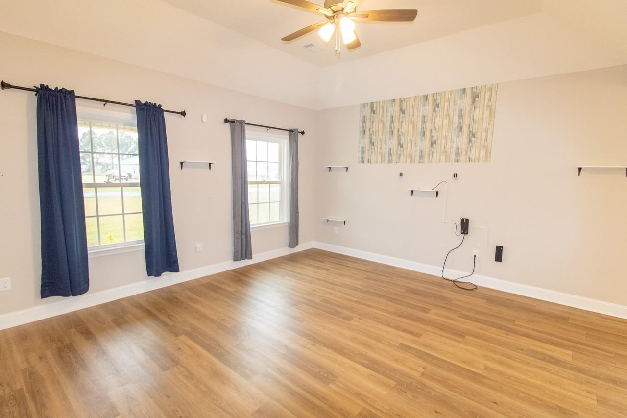 705 Fescue Dr #1 - Photo 3 of 21