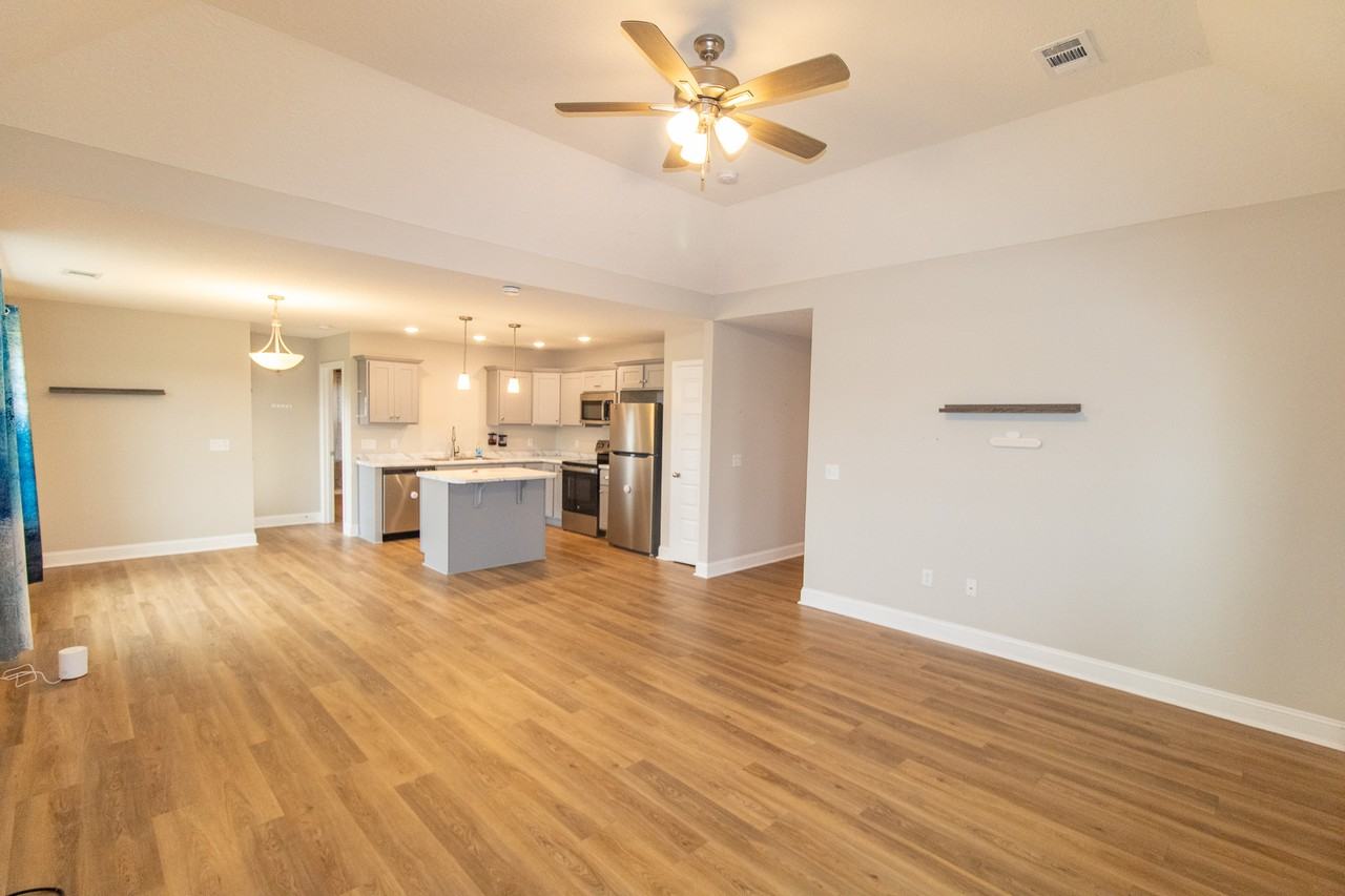 705 Fescue Dr #1 - Photo 4 of 21