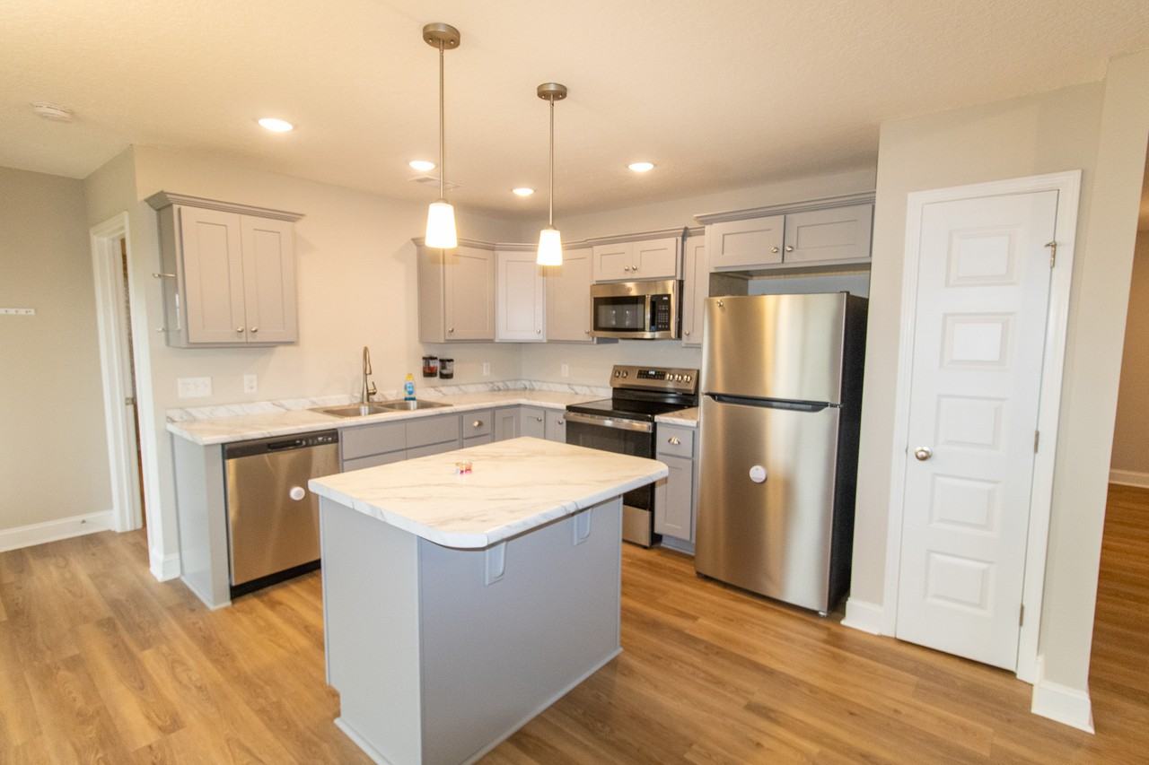 705 Fescue Dr #1 - Photo 5 of 21