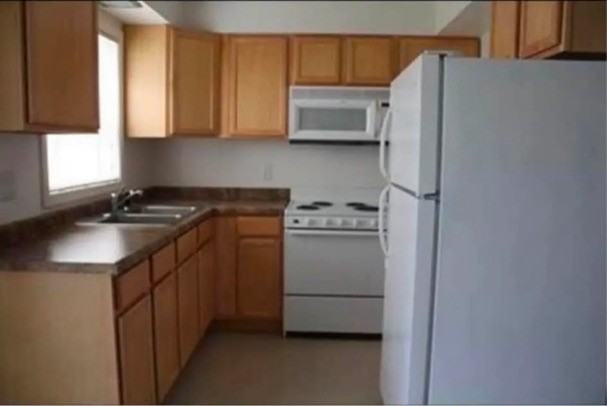 1810 N 41st St #1 - Photo 2 of 6