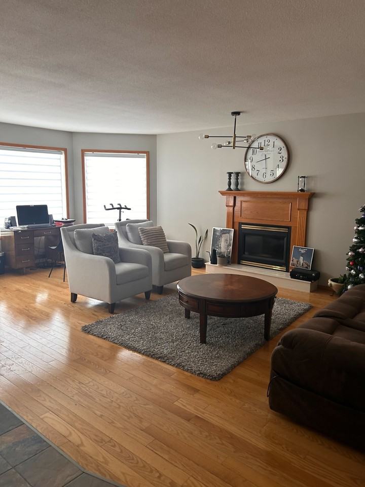 311 Blackshire Cres #1 - Photo 7 of 18