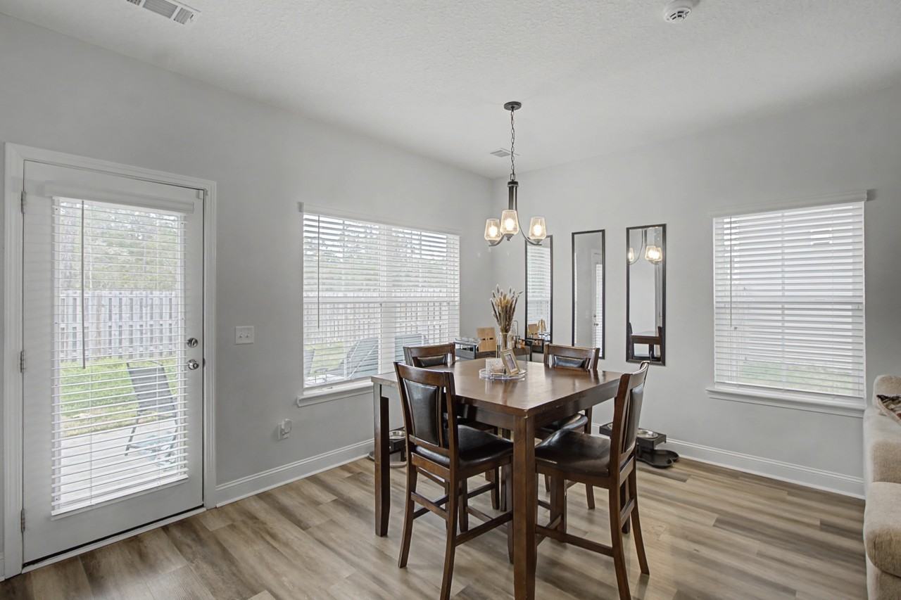 1257 Grayson Ave #1 - Photo 6 of 21