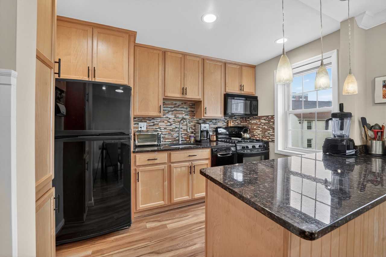 2208 Colston Dr #101 - Photo 3 of 17