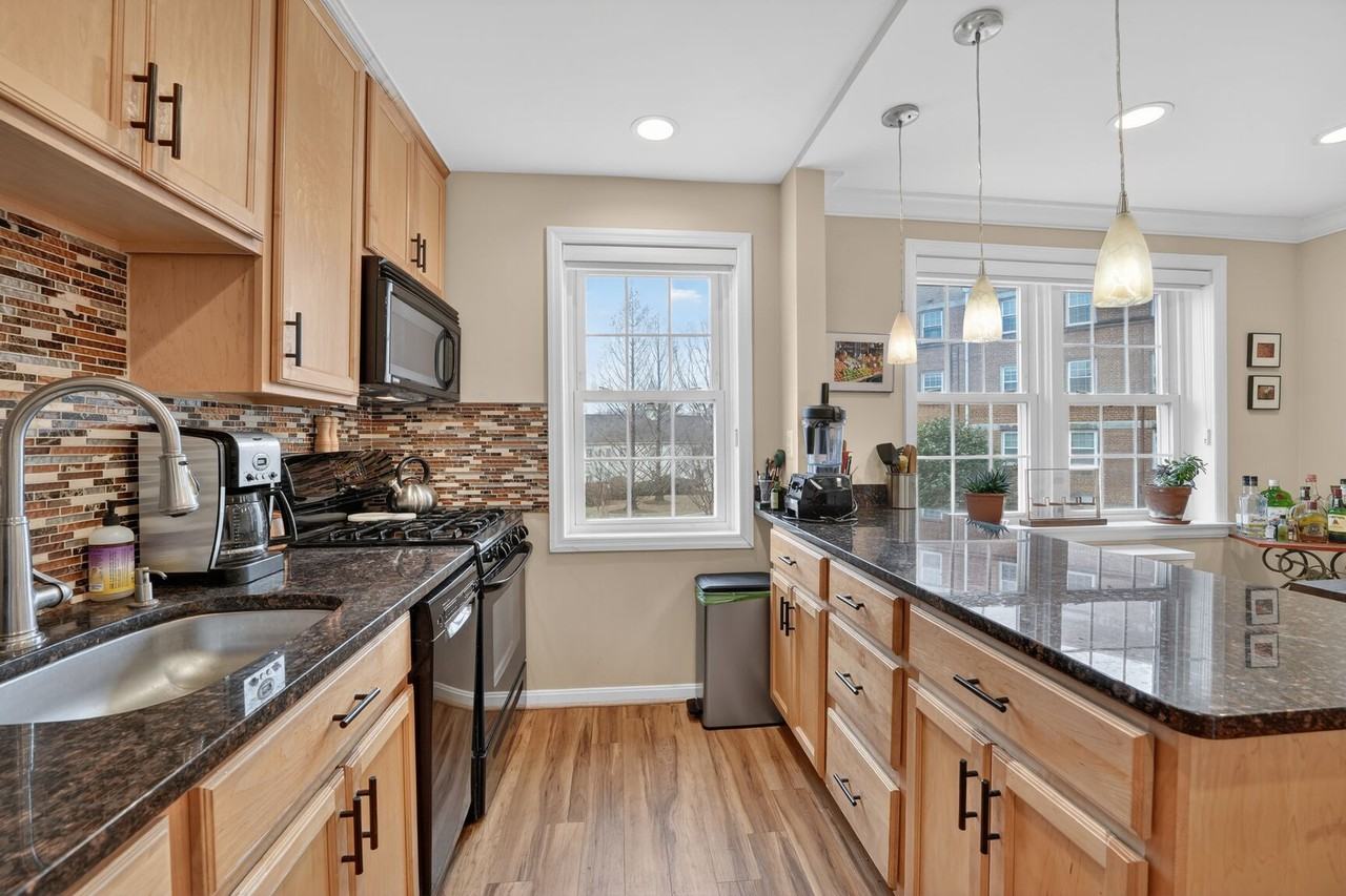 2208 Colston Dr #101 - Photo 5 of 17