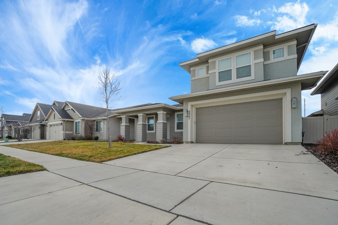 5967 W Daphne Dr #1 - Photo 7 of 44