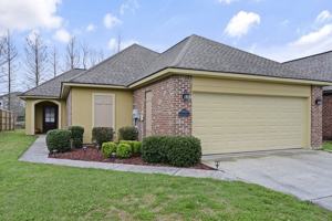 featured image of 3266 Northlake Ave #1