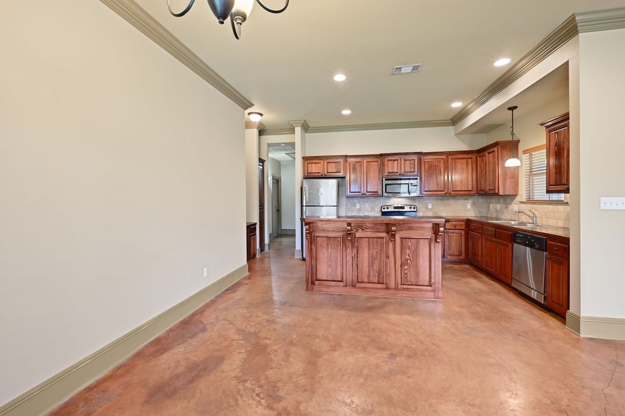 3266 Northlake Ave #1 - Photo 6 of 15