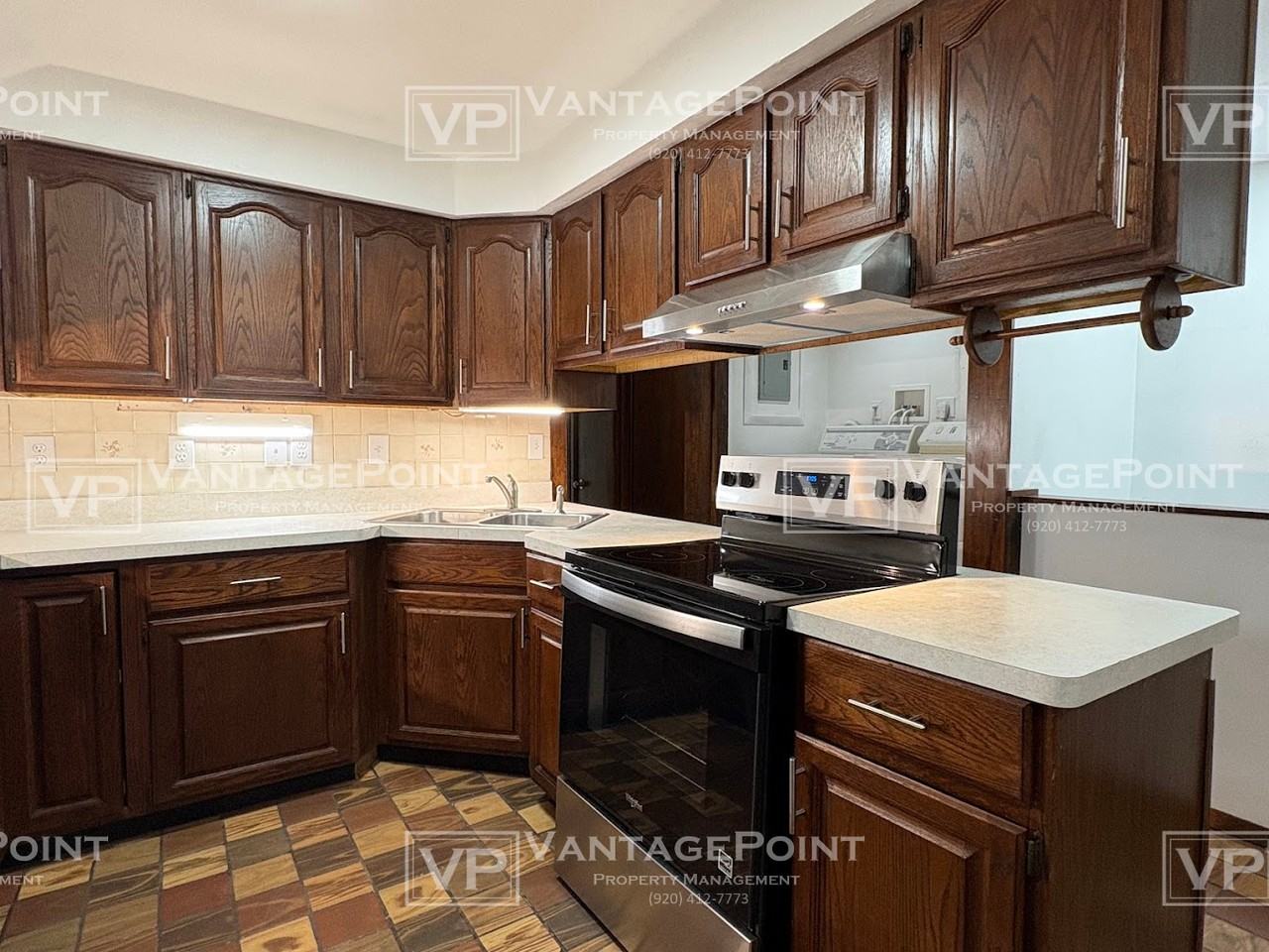 206 Amory St Uppr #2 - Photo 3 of 20