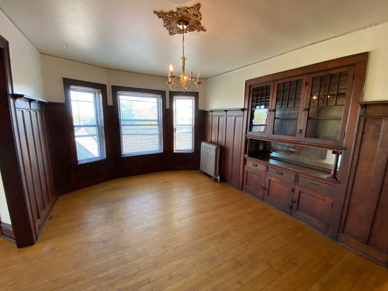 1838 Oakland Flats - Photo 2 of 42