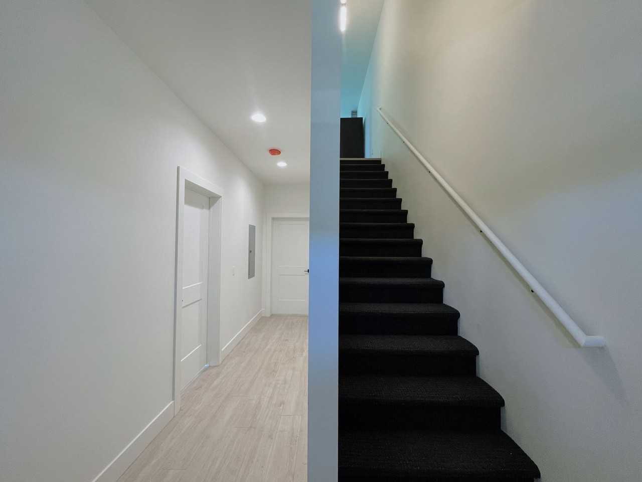 Hamilton Commons - Photo 3 of 26