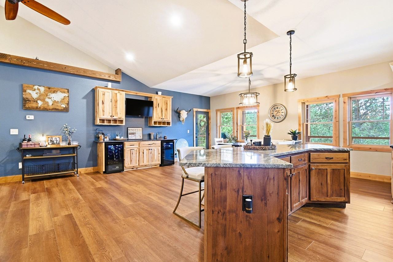 27660 Pine Dr #1 - Photo 3 of 40