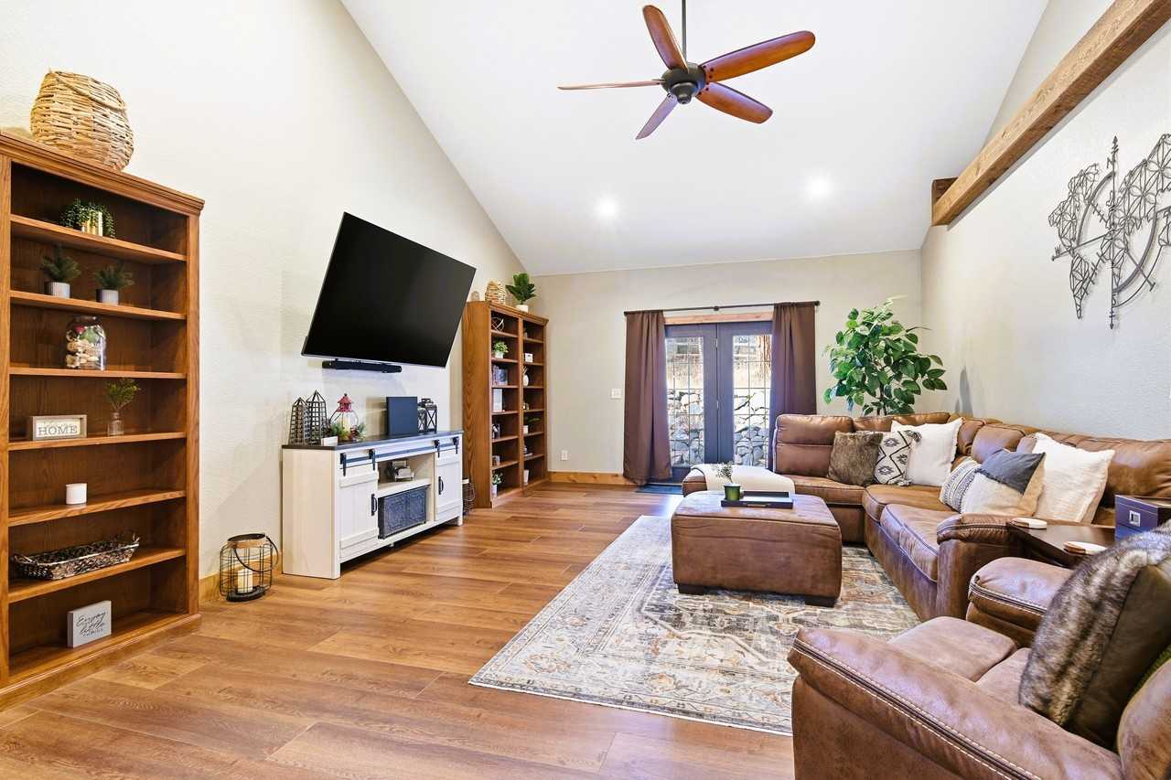 27660 Pine Dr #1 - Photo 4 of 40