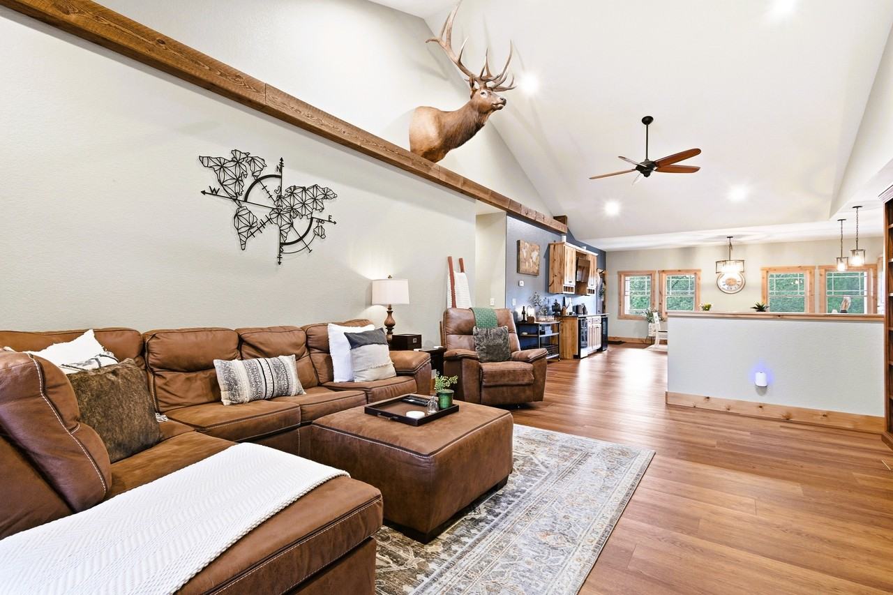 27660 Pine Dr #1 - Photo 5 of 40