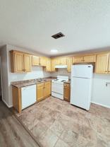 4813 Samantha Ave - Photo 1 of 1