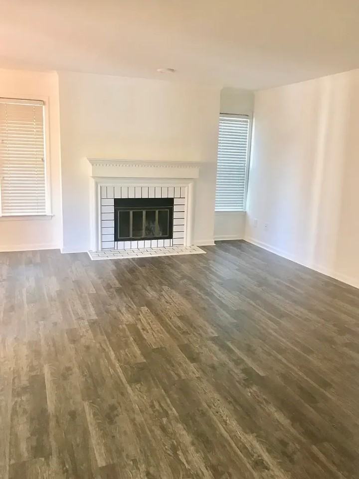 232 Hillsboro Pl - Photo 2 of 27