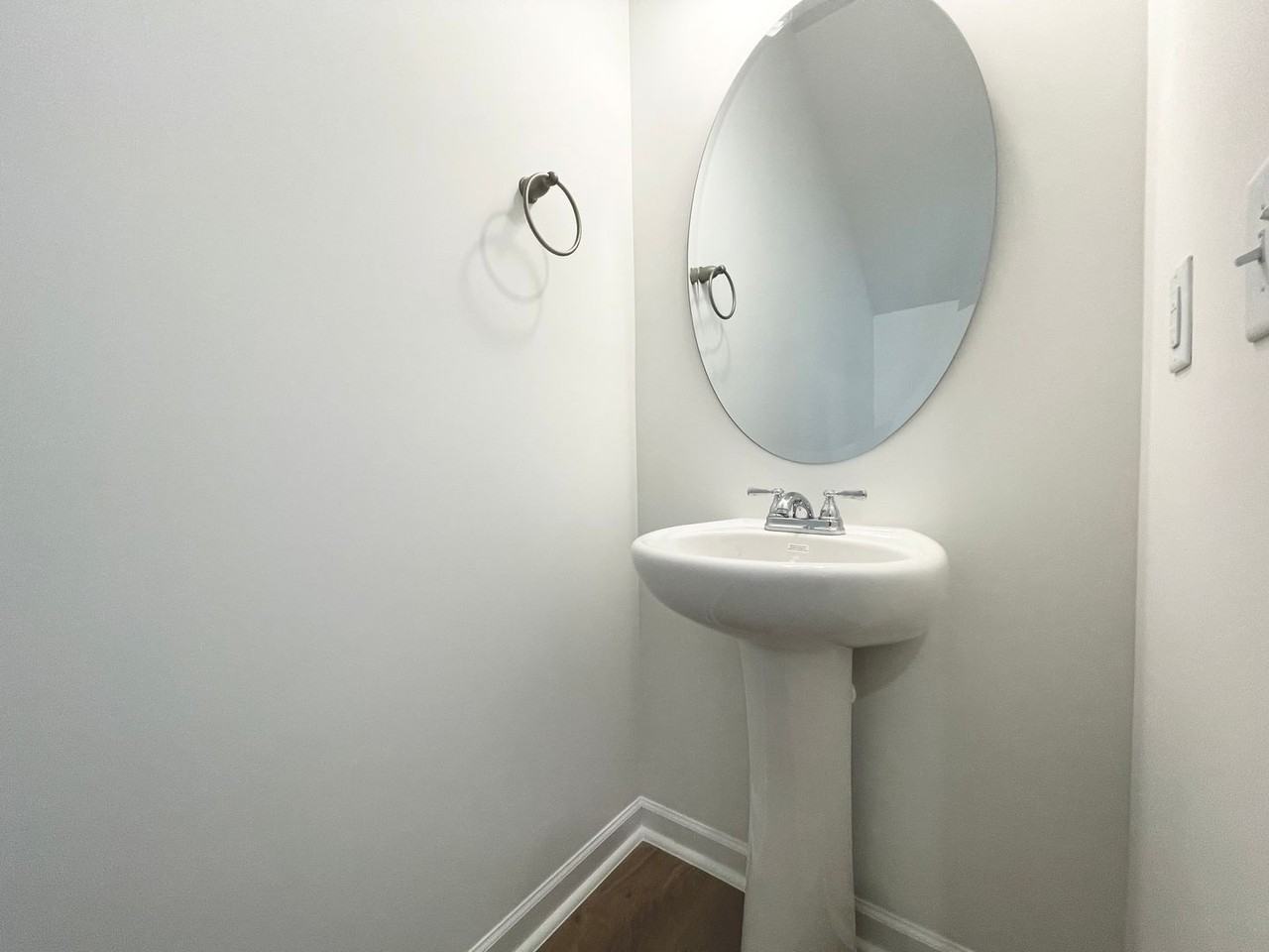 104 Fernbank Dr - Photo 6 of 20