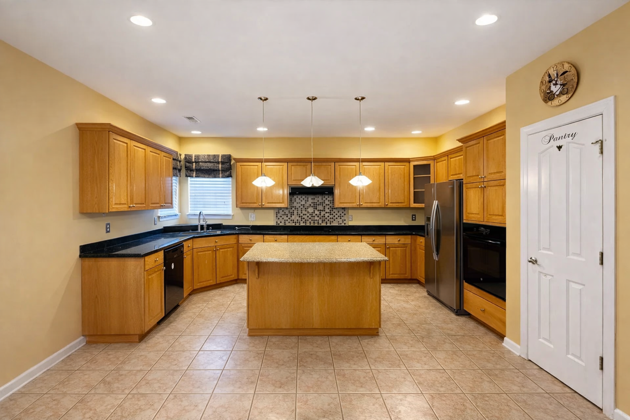 3821 Boysenberry Ct - Photo 2 of 7