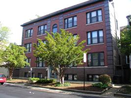 featured image of 1017 W Byron St