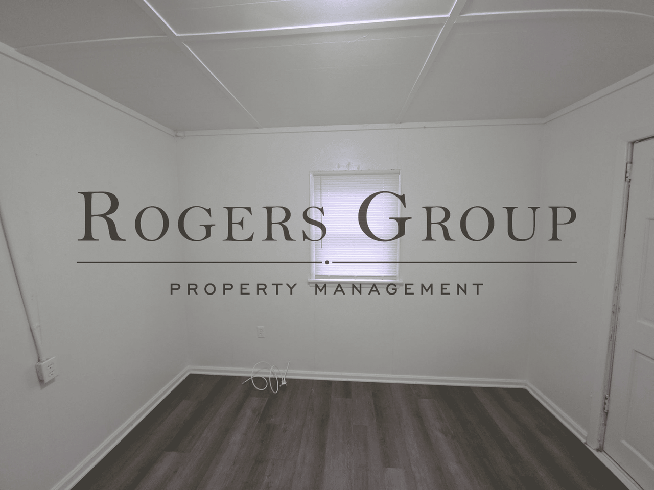 912 Water St - Photo 5 of 24