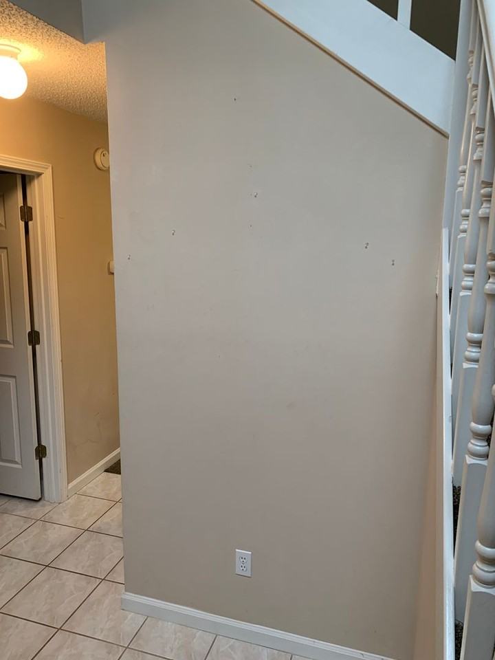 90 Woodfield Pl - Photo 2 of 13
