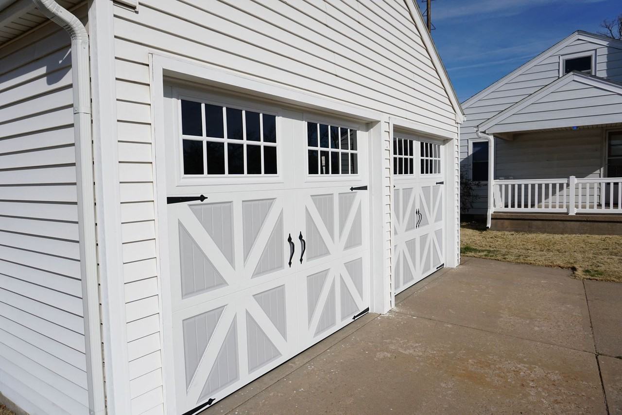 1021 Mckinley St - Photo 2 of 12