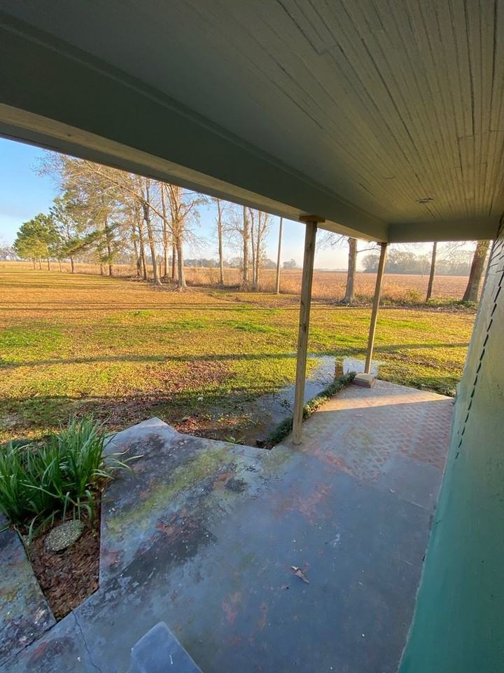 1011 Latiolais Rd - Photo 2 of 15