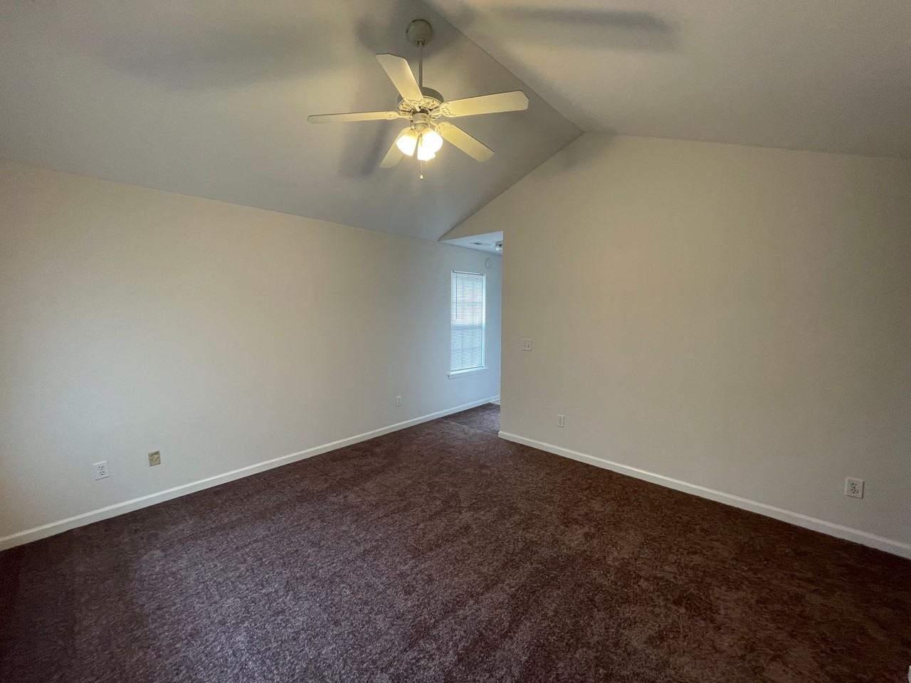 4214 Mcclelland Dr - Photo 5 of 10